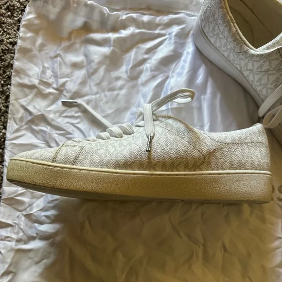 Michael Kors Monogrammed White and Silver Sneakers - Picture 3 of 4